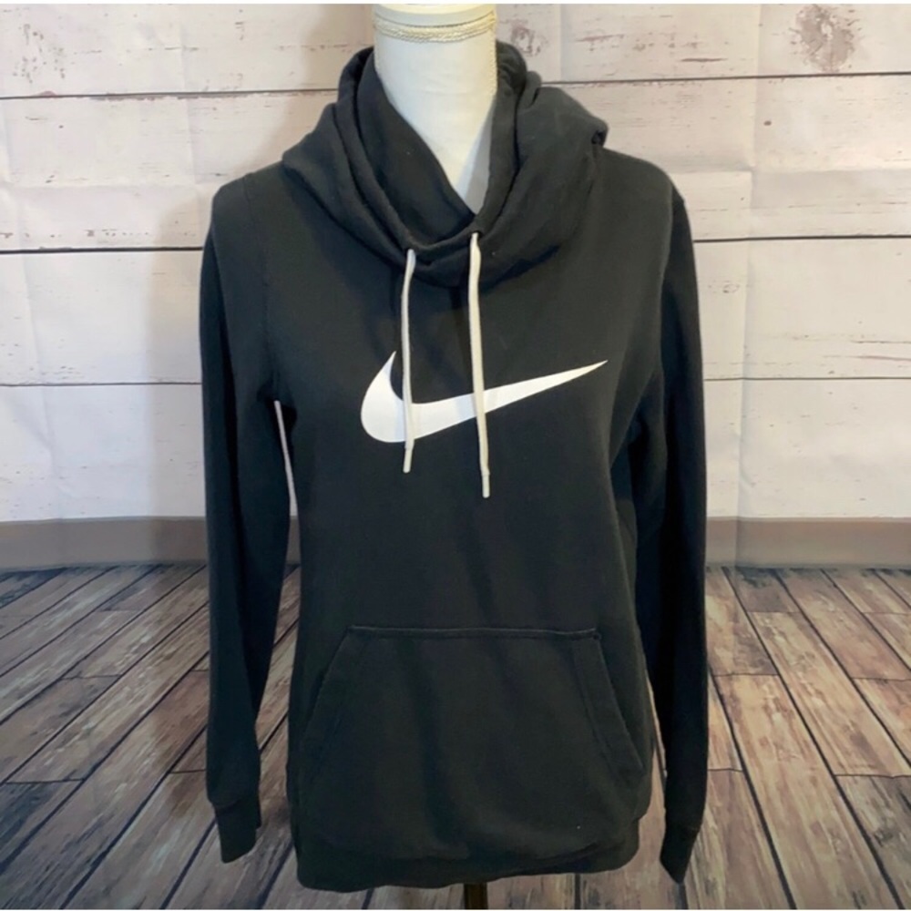 Nike logo hoodies size medium